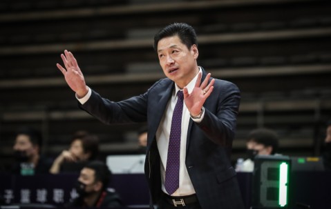 冲刺阶段广东宏远备战CBA常规赛，主帅复盘细节曝光，管理层满意，纪律约束更严格的简单介绍-KAIYUN